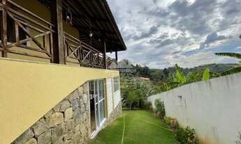 Imagem: Casa com 246m², varanda com vista panorâmica