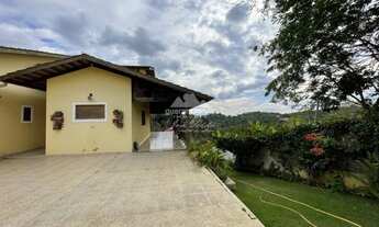 Imagem 6: Casa com 246m², varanda com vista panorâmica e 03 suítes em Mulungu/CE