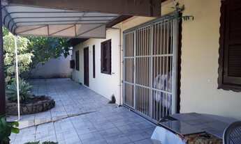 Imagem: Casa com três dormitórios próximo ao