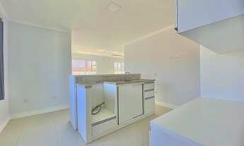 Imagem 7: Casa com três dormitórios e área gourmet em Torres