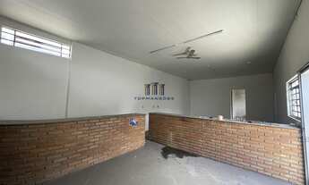 Imagem 6: Loja e pátio com 620m2 em excelente ponto comercial no Céu Azul/BH