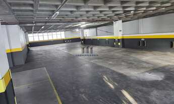 Imagem 4: Prédio Comercial com 8 Andares, 56 vagas no Bairro de Lourdes/ Belo Horizonte