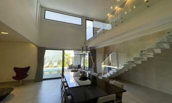 Imagem 3: Excelente casa alto padrão mobiliada com piscina e spa, 3 suítes em Alphaville V