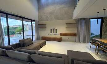 Imagem: Casa de alto padrão, nova e mobiliada com