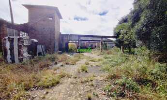 Imagem 6: Terreno com Pavilhão