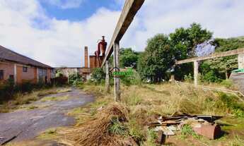 Imagem 7: Terreno com Pavilhão