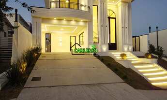 Imagem: Casa estilo Neoclássica no Real Park