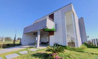 Imagem: Casa de luxo em condomínio