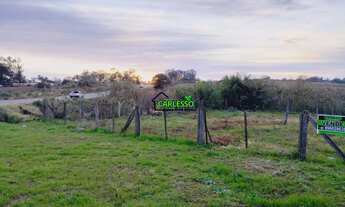 Imagem: Terreno de frente a rua asfaltada