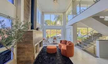 Imagem 4: Casa de 4 dormitórios espetacular no Costa Leste