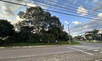 Imagem: Terreno de esquina