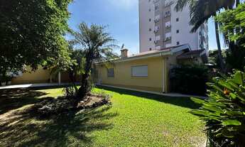 Imagem: Casa plana de esquina no Bairro Santo Inácio