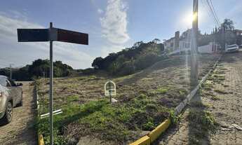 Imagem: Terreno de esquina com ampla frente no Jardim