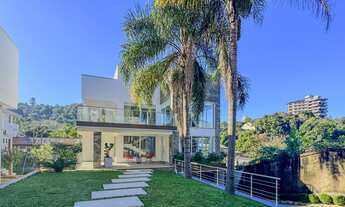 Imagem: Casa de 4 dormitórios espetacular no Costa