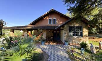 Imagem: Casa cheia de Personalidade no Costa Leste