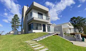 Imagem: Casa de esquina com a melhor vista do Belle