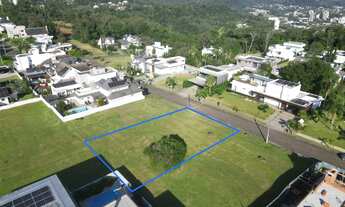 Imagem 7: Lote amplo no Reserva dos Pássaros