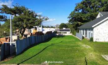 Imagem: Terreno à Venda em Condomínio Fechado