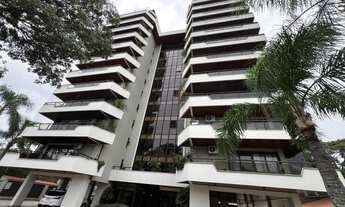 Imagem: Cobertura incrível em frente ao colégio