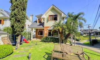 Imagem: Casa incrível de esquina no Costa Leste