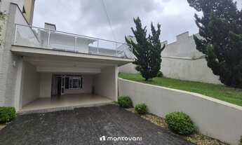 Imagem: Ampla Casa com 256 m² no Charmoso Bairro