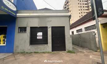 Imagem: Prédio comercial no centro de Santa Cruz