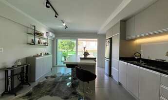 Imagem 7: Apartamento semimobiliado no Centro – 2 Dormitórios, Suíte e Sacada!