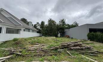 Imagem: Lote com frente norte 15 x 30 no Royal Country