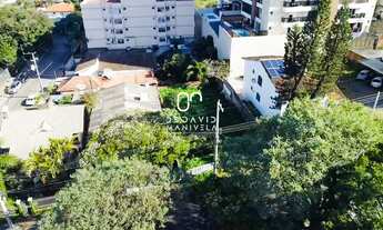 Imagem: Terreno em via pavimentada no bairro Lourdes