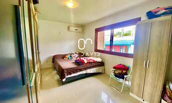 Imagem 7: Casa com piscina e banheira de hidromassagem