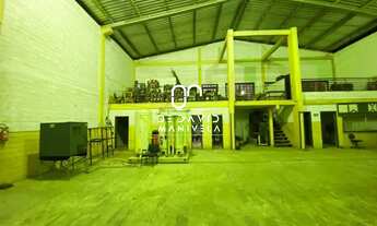 Imagem 2: Oportunidade Imperdível! Pavilhão Comercial Disponível para Locação e Venda!