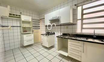 Imagem 6: Apartamento central, semimobiliado para locação