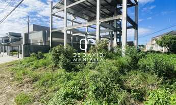 Imagem 2: Pavilhão a poucos metros da faixa nova em Camobi