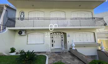 Imagem 1: Casa de 3 dormitórios, sendo 1 suíte, com piscina, próximo à Av. Fernando Ferrar