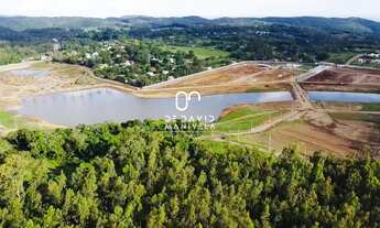 Imagem: Terreno amplo em condomínio fechado em
