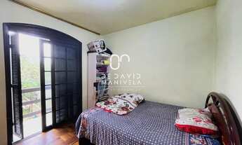 Imagem 7: Casa de dois andares com 4 dormitórios e 01 suíte