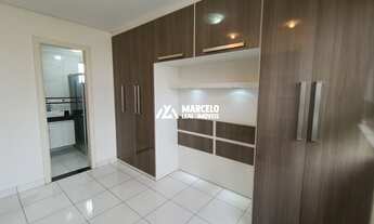 Imagem 6: Vendo Apto de 1º andar em Condomínio com portaria 24hs, semi mobiliado próximo