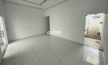 Imagem 6: Vendo excelente casa 3 quartos sendo 1 suíte, Sala e cozinha com pé direito alto