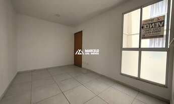 Imagem 3: Vendo apartamento no 4º andar com 2 quartos, armários planejados na cozinha em
