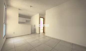 Imagem 2: Vendo apartamento no 4º andar com 2 quartos, armários planejados na cozinha em