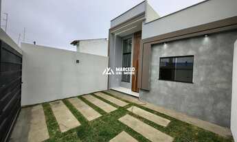 Imagem 5: Vendo linda casa com 3 quartos sendo 1 suíte, sala com pé direito alto, cozinha