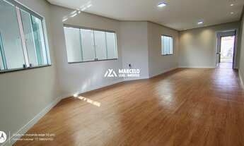 Imagem 2: Vendo casa solta 3 quartos sendo 1 suíte com closet, 112,78 M² de área construíd