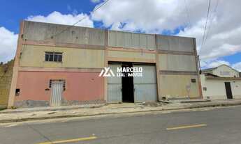 Imagem 5: Vendo ou Alugo galpão com Habites Comercial e 750 M2 área útil com banheiros, co