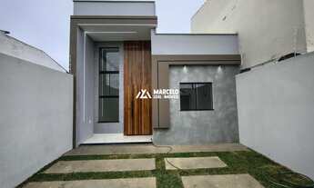 Imagem 2: Vendo linda casa com 3 quartos sendo 1 suíte, sala com pé direito alto, cozinha