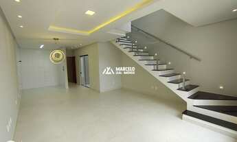 Imagem: Casa Duplex com fino acabamento no Santa