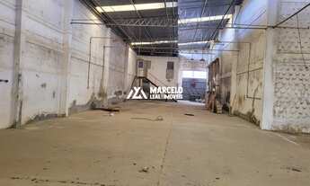 Imagem 4: Vendo ou Alugo galpão com Habites Comercial e 750 M2 área útil com banheiros, co