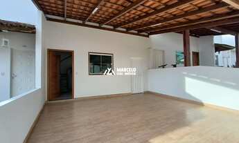 Imagem 2: Alugo casa duplex de 2/4 com 02 vagas de garagem coberta no Condominio Vivendas