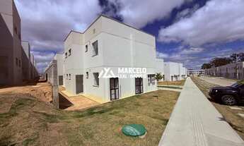 Imagem 6: Vendo apto Térreo de esquina com 2/4 sendo 01 suíte com Quintal no Condominio