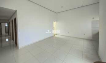 Imagem 4: Vendo excelente casa 3 quartos sendo 1 suíte, Sala e cozinha com pé direito alto