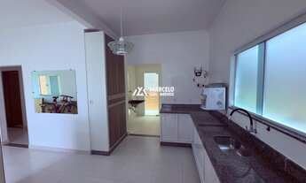 Imagem 5: Alugo apto de 2/4 sendo 01 suíte com até 02 vagas a poucos mts do Hospital de Ba